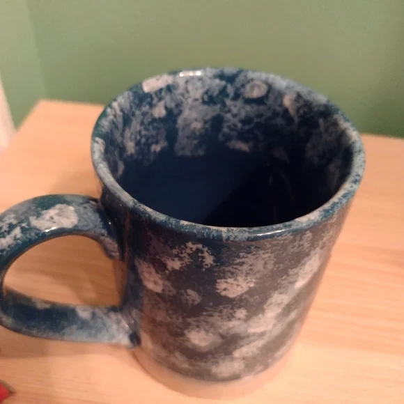New Handcrafted Glazed Pottery Mug - Picture 9 of 15